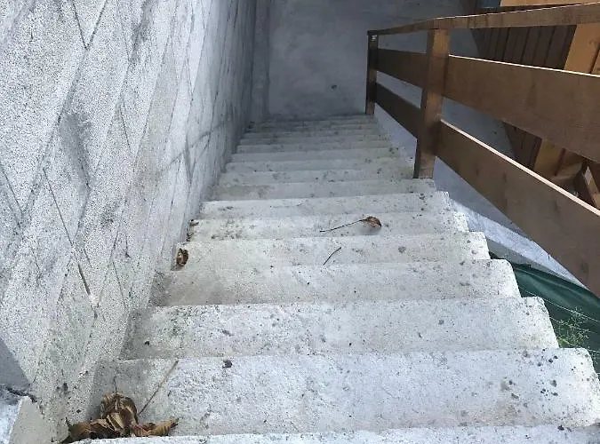 Augustine T3 Mezzanine شقة *